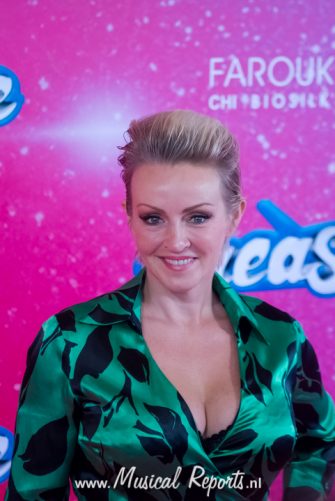 Premiere Grease-2